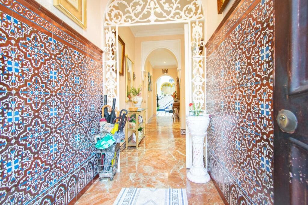 Casa-Chalet Sevilla - 1222801-02