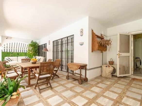 Casa-Chalet Dos Hermanas - 1224615-04