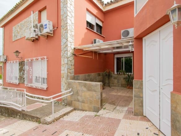 Casa-Chalet Alcala De Guadaíra - 1230316-02