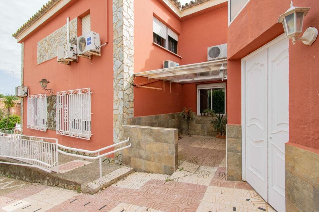 Casa-Chalet Alcala De Guadaíra - 1230316-02