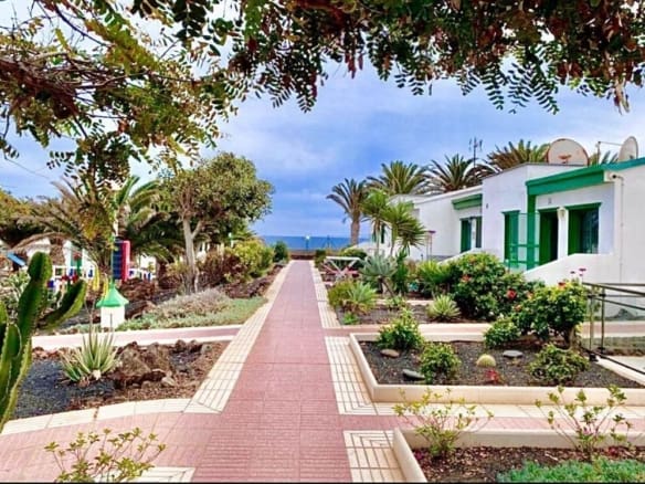 Casa-Chalet Nuevo Horizonte - 1216513-02