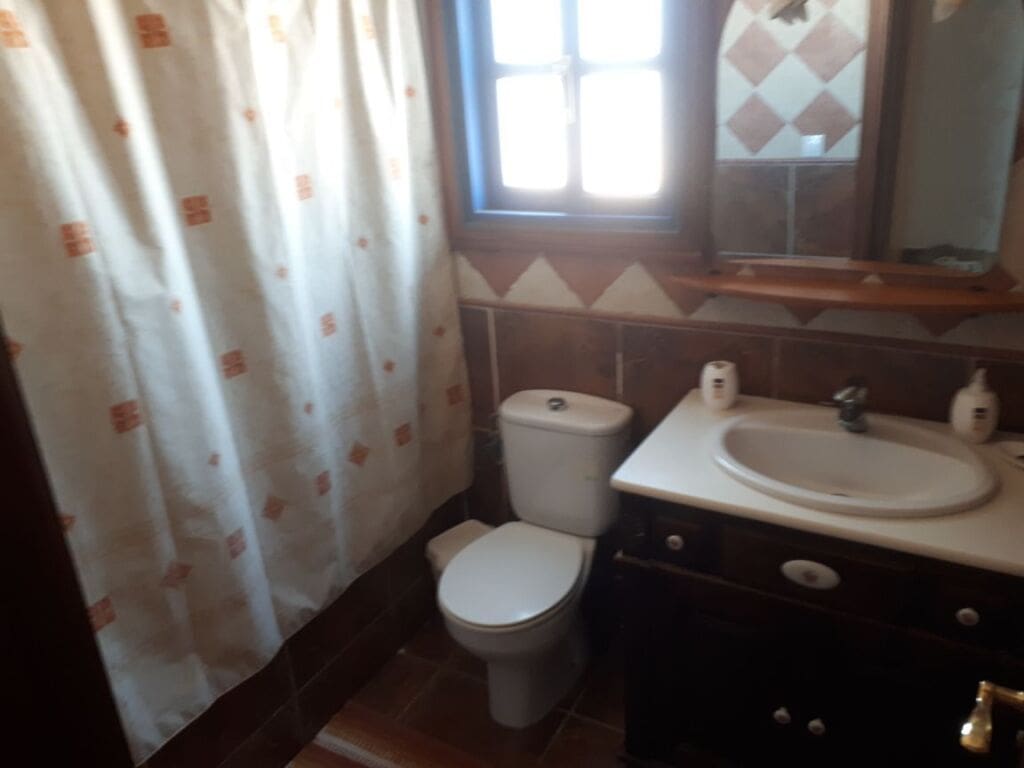 Casa-Chalet Antigua - 1229080-03