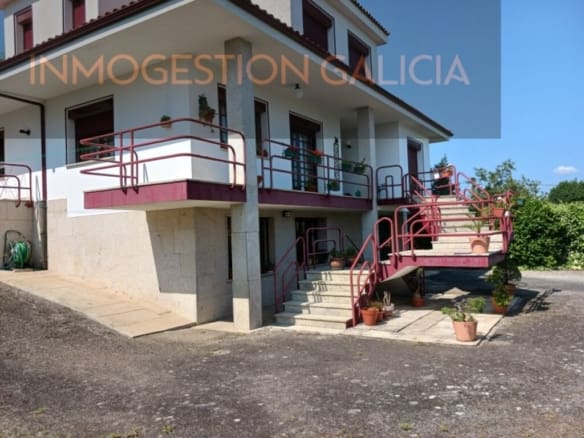 Casa-Chalet Monforte de Lemos - 1223323-04