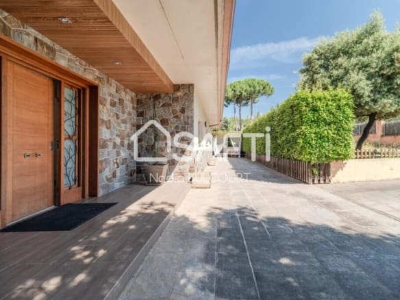 Casa-Chalet Collbato - 1197559-01