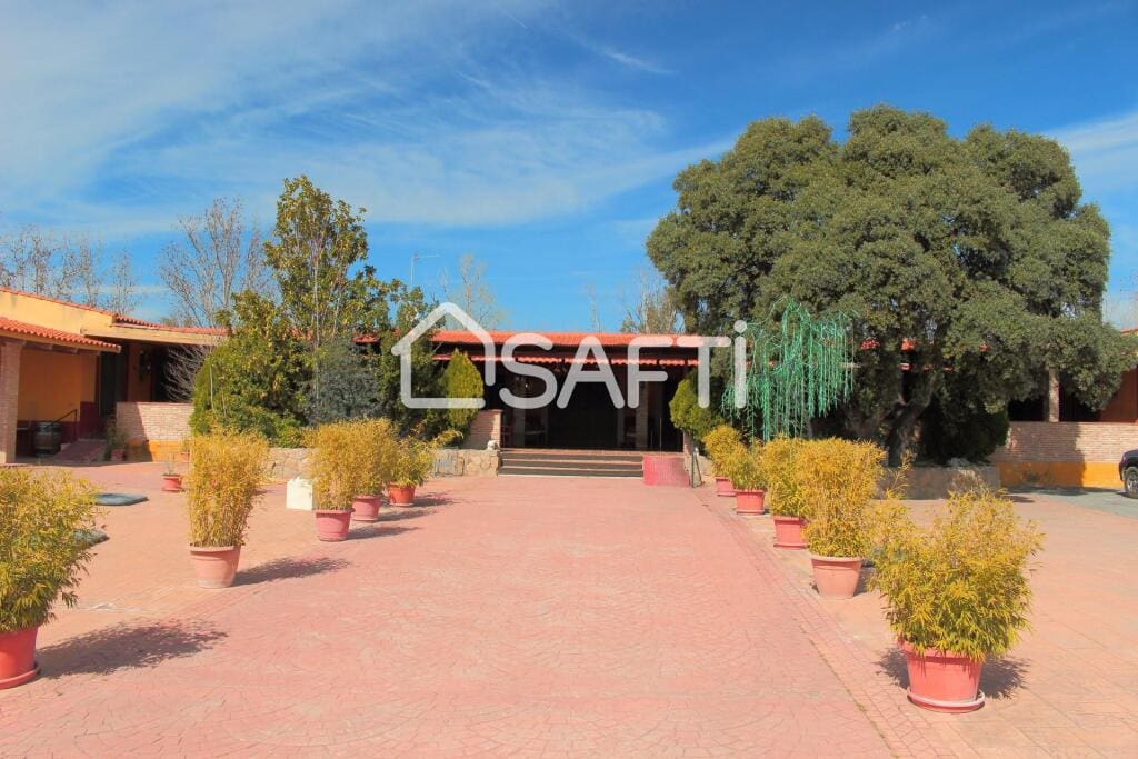 Casa de campo-Masía Villaviciosa De Odon - 1198217-04