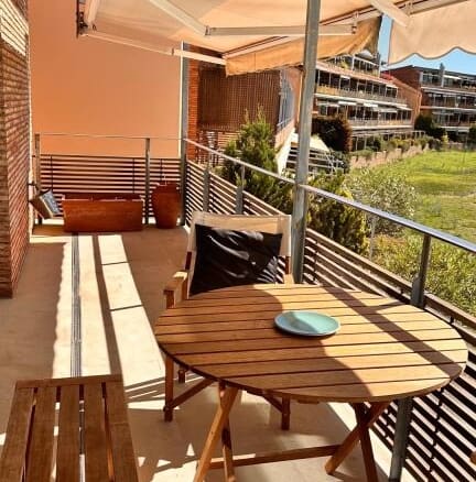 Apartamento Gualta - 1205084-01