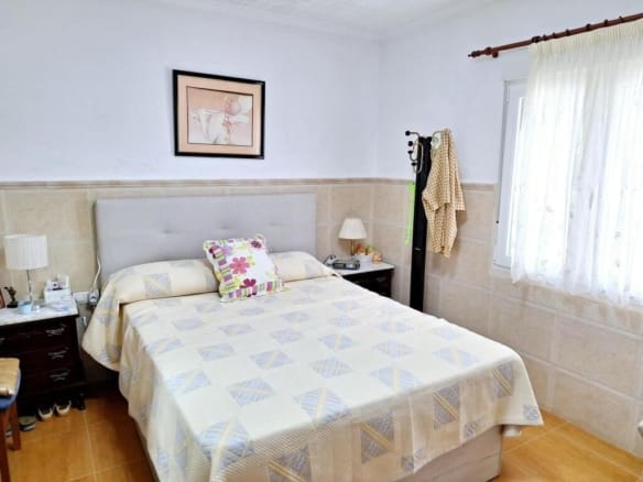 Casa-Chalet Villena - 1206502-06