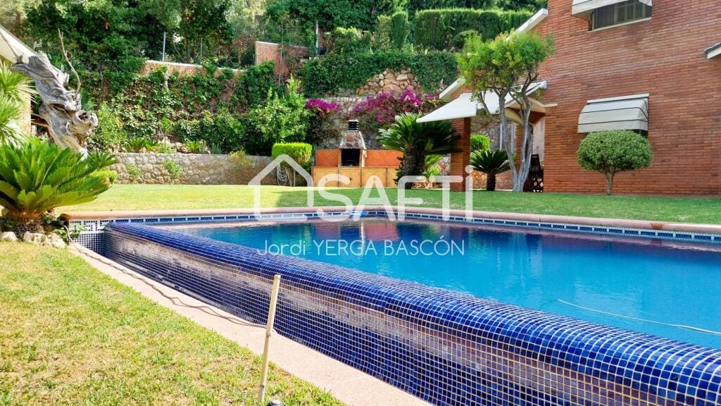 Casa-Chalet Vallirana - 1214654-02