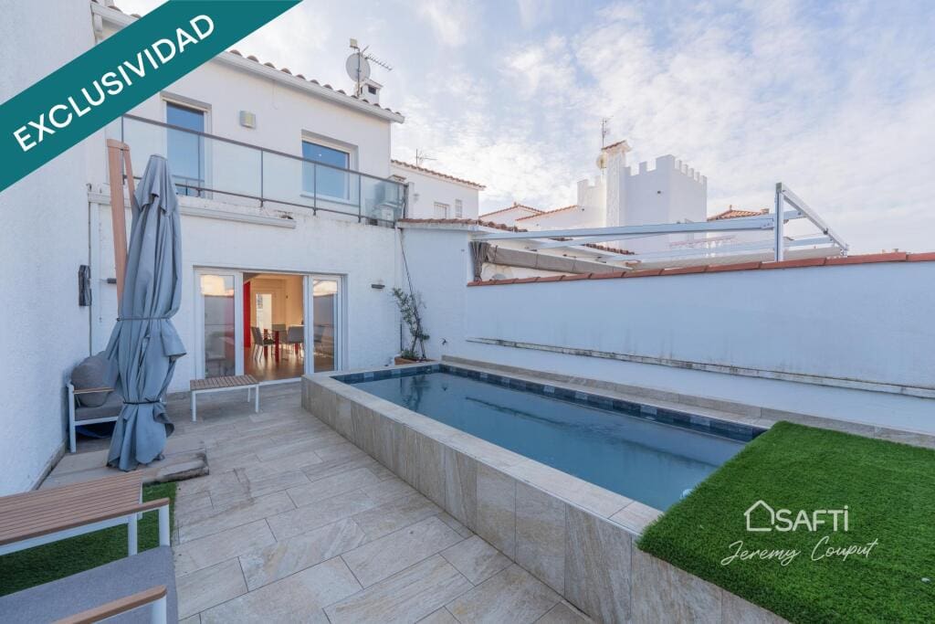 Casa-Chalet Empuriabrava - 1217700-01