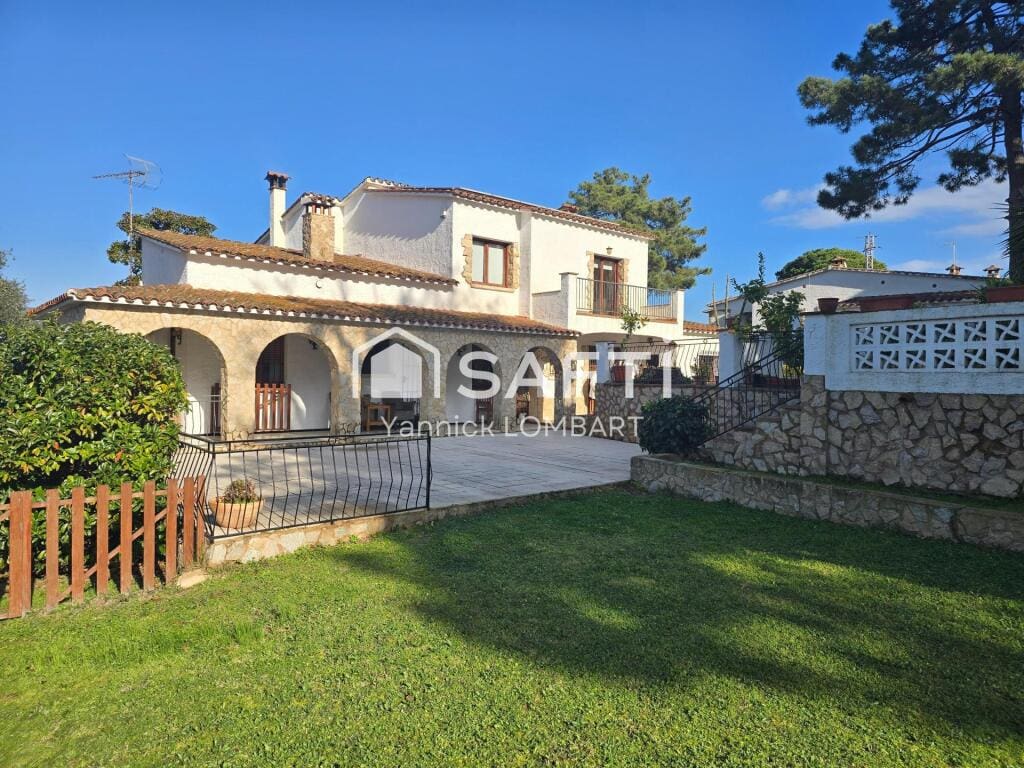 Casa-Chalet Santa Cristina D Aro - 1217777-01