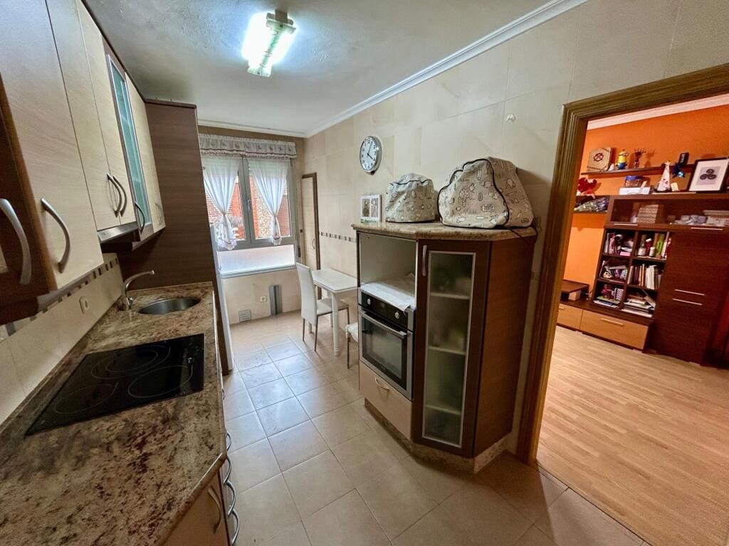 Apartamento Valencia De Don Juan - 1218959-05