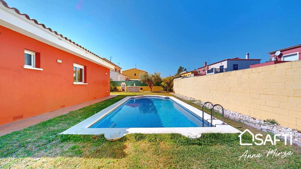 Casa-Chalet Avinyonet De Puigventos - 1221997-02