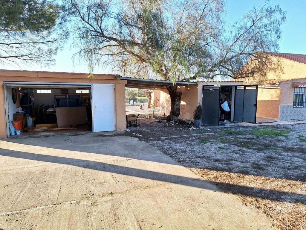 Casa-Chalet Caudete - 1226450-02