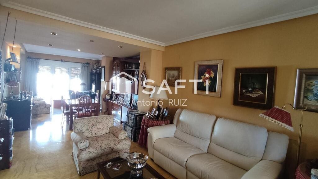 Casa-Chalet Ubeda - 1227238-02