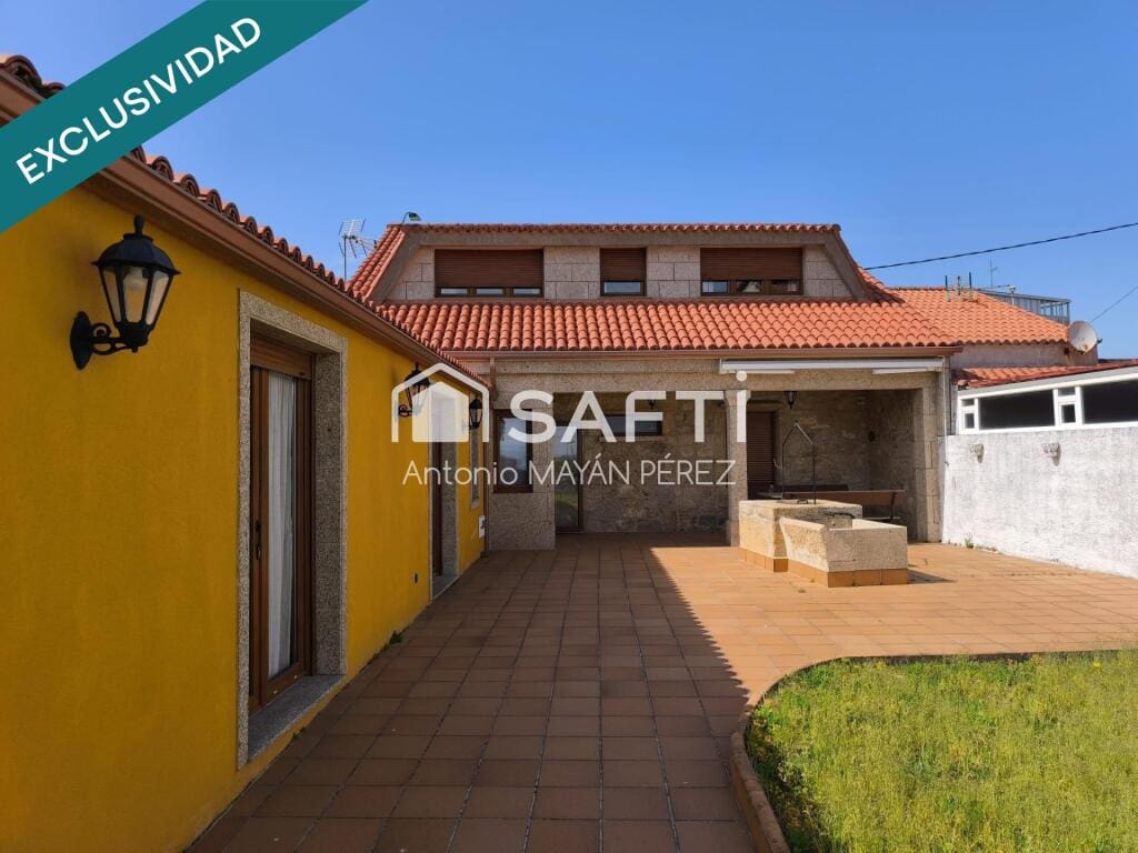 Casa-Chalet Ribeira - 1228615-02