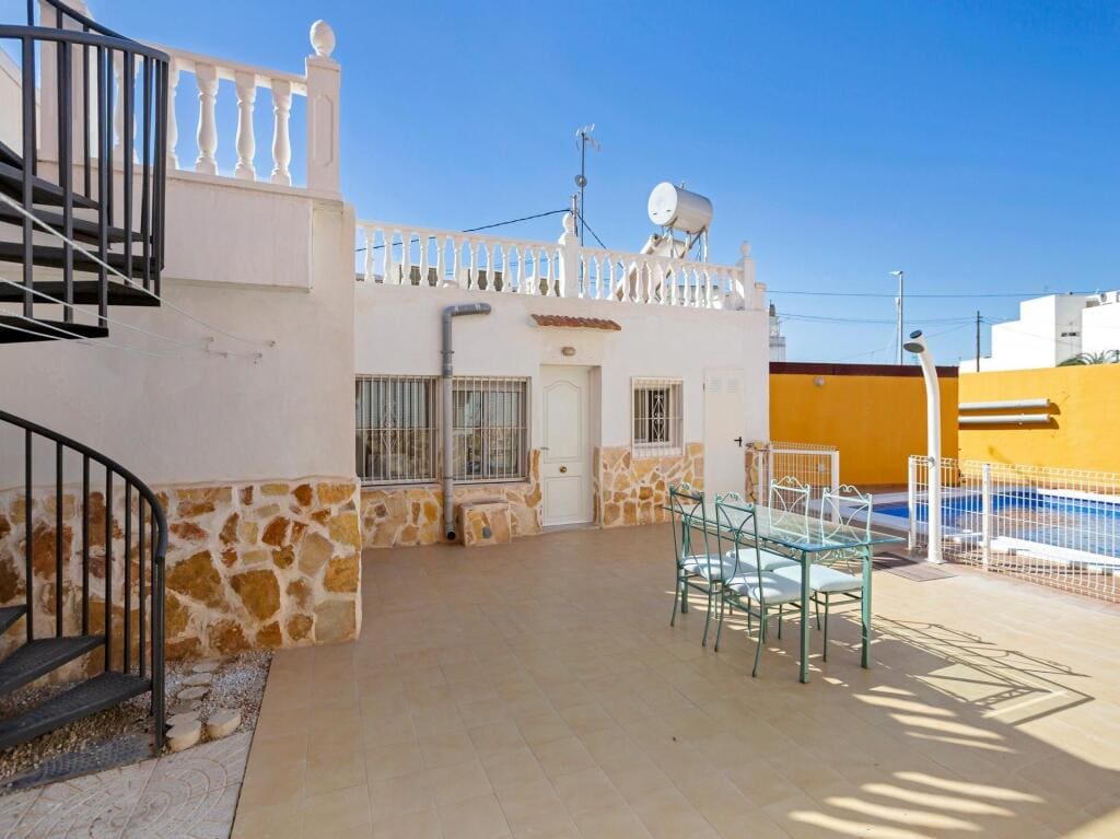 Casa-Chalet Montesinos