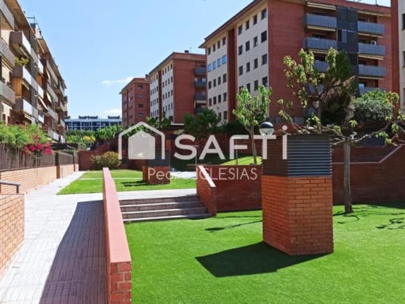 Apartamento Sant Feliu De Llobregat - 1229790-02
