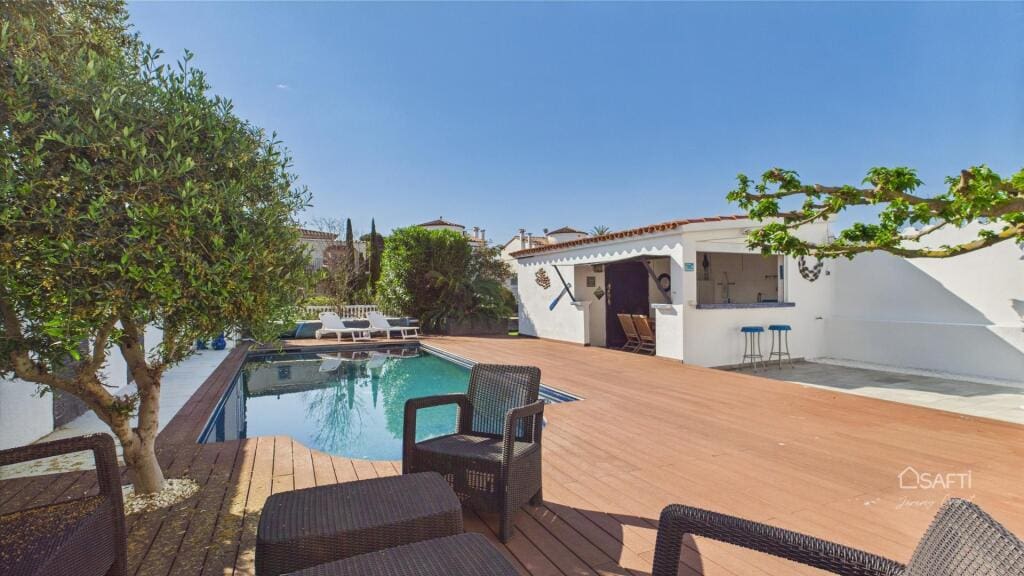Casa-Chalet Empuriabrava - 1230150-06