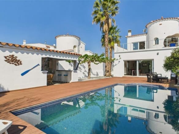 Casa-Chalet Empuriabrava - 1230150-02