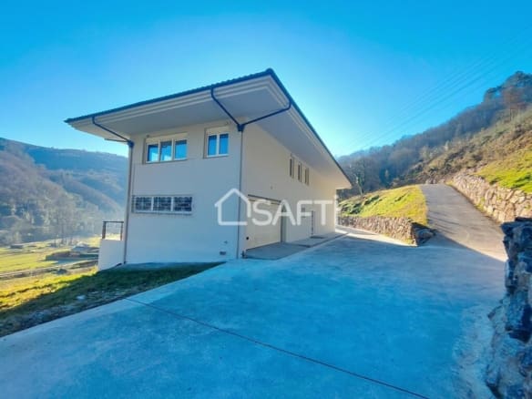 Casa-Chalet Oviedo - 1231541-02