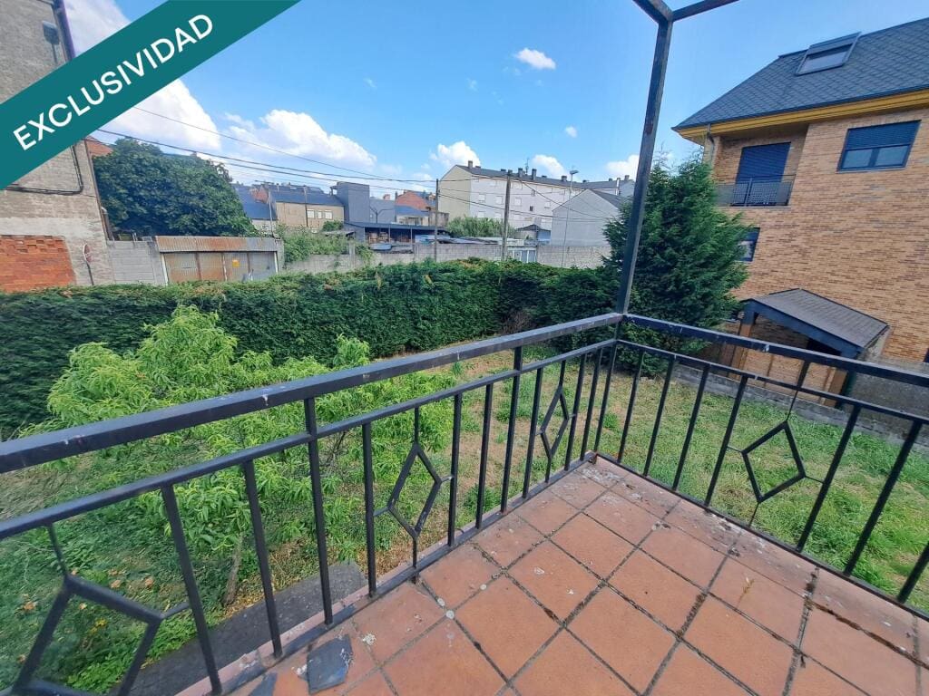 Casa-Chalet Ponferrada - 1234582-01